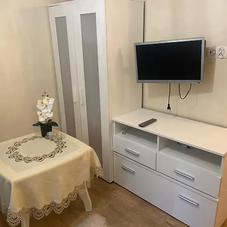 Maly Apartament Z Kuchnia I Lazienka Apartament Szczecin