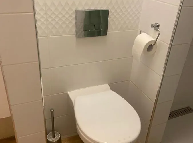 Maly Apartament Z Kuchnia I Lazienka Щецин