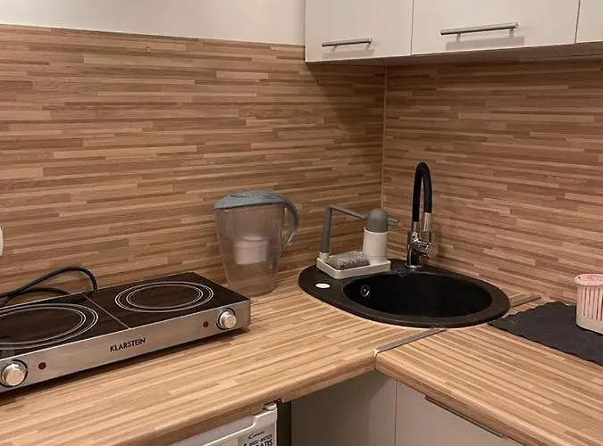 Maly Apartament Z Kuchnia I Lazienka Apartament *